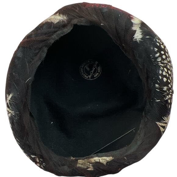 1950s Vintage Feather Tilt Hat Guinea Fowl Pheasant Vintage Percher Millinery - Picture 6 of 10